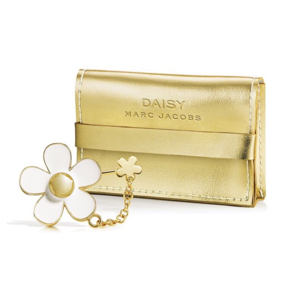 MARC JACOBS Daisy Pendant Necklace